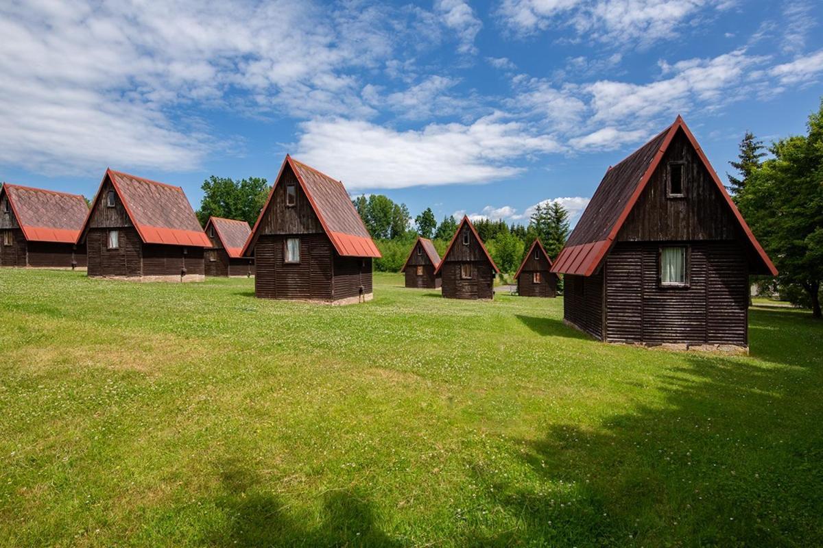 Holiday Park Vrchlabi - Lisci Farma Экстерьер фото