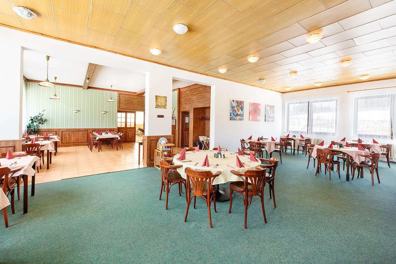 Holiday Park Vrchlabi - Lisci Farma Экстерьер фото